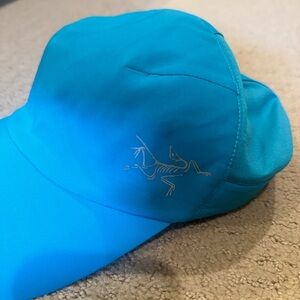 Arc’teryx running hat